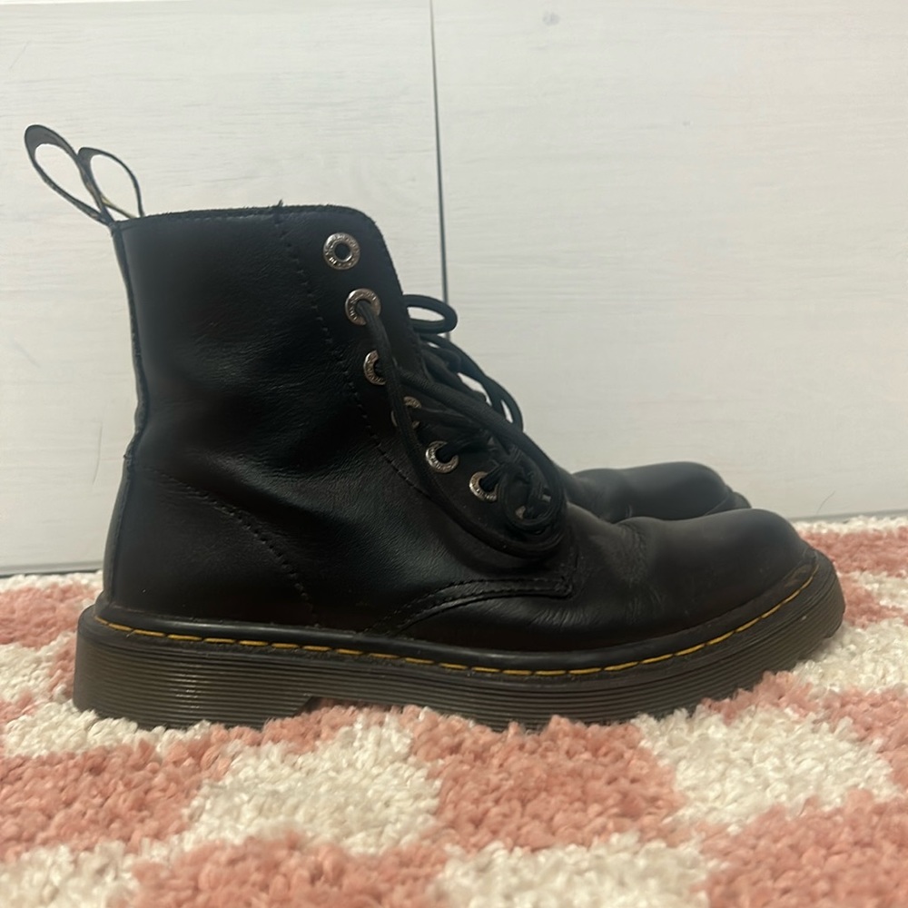 Dr Martens black 1460 combat boots